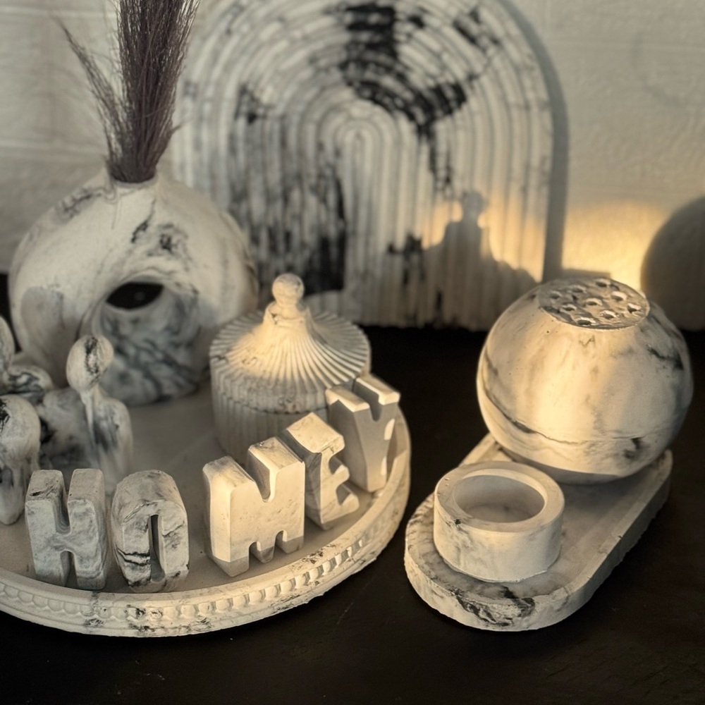 Marble Effect Decorative Set